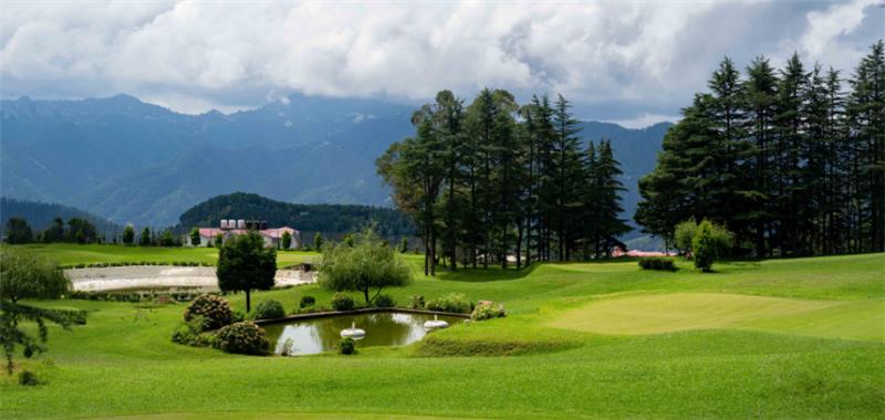 Skiing & Beginners’ Lessons