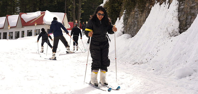 Skiing Image